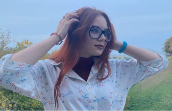 По диплому — переводчик, по призванию — учитель. История студентки НСПК, которая работает преподавателем японского и английского языка